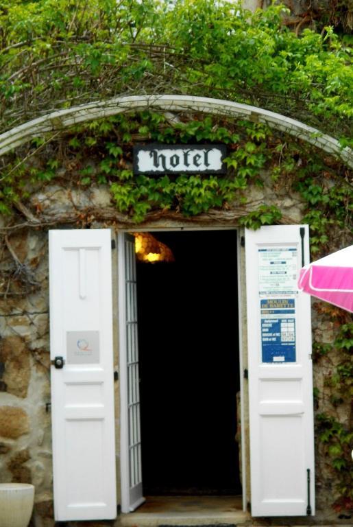 Hotel Restaurant Du Moulin De Barette Blavozy Esterno foto